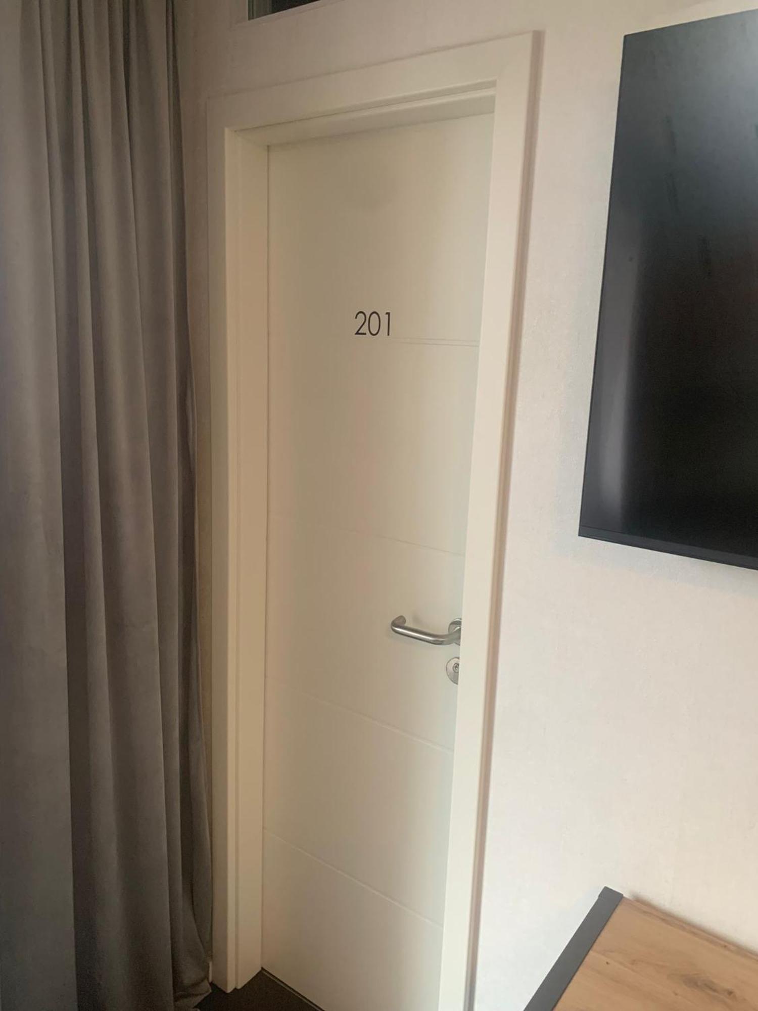 Mg-Quartier Hostel Mönchengladbach Εξωτερικό φωτογραφία